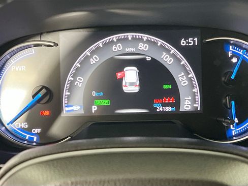 Used 2025 Toyota RAV4 SE AWD/4WD image 22