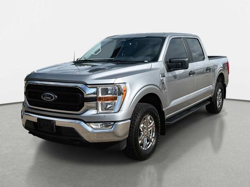 Used 2022 Ford F150 XLT w/ Trailer Tow Package AWD/4WD image 9