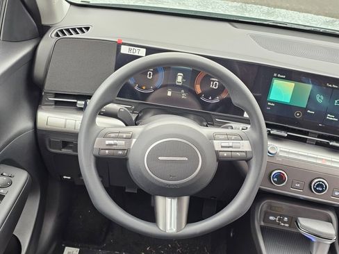 New 2026 Hyundai Kona SE image 14