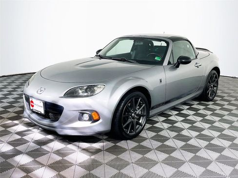 Used 2013 MAZDA MX-5 Miata Club image 3