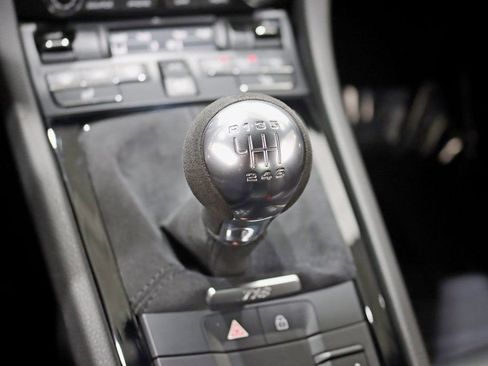 Used 2019 Porsche 718 Cayman S image 24