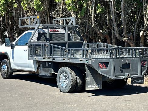 Used 2024 GMC Sierra 3500 SLE w/ SLE Convenience Package AWD/4WD image 6