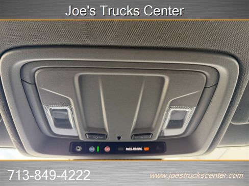 Used 2024 Chevrolet Silverado 2500 LT w/ Convenience Package AWD/4WD image 18