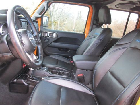 Used 2021 Jeep Wrangler Unlimited Rubicon 4xe w/ Steel Bumper Group image 51