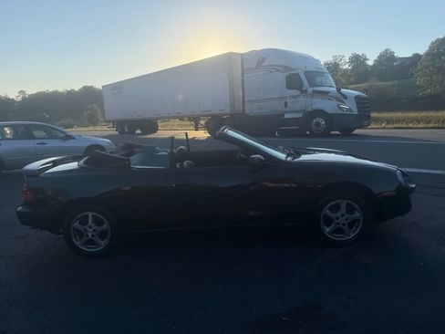 Used 1999 Toyota Celica GT image 8