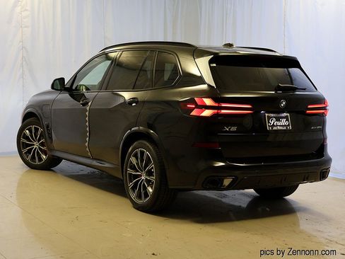 New 2026 BMW X5 xDrive50e w/ Executive Package AWD/4WD image 9