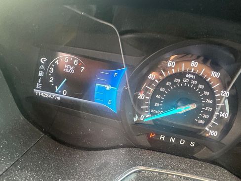 Used 2014 Ford Fusion SE FWD image 14
