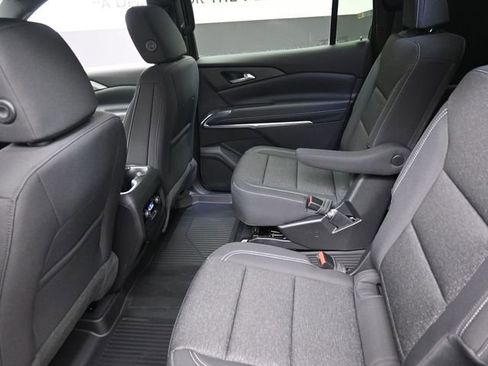 New 2026 Chevrolet Traverse LT w/ Sun and Wheel Package image 10