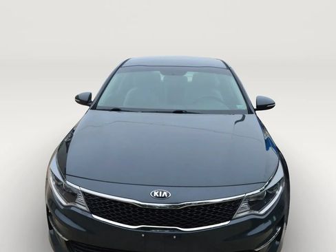 Used 2016 Kia Optima LX FWD image 2