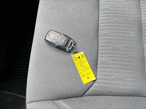 Used 2022 RAM 1500 Big Horn AWD/4WD image 33
