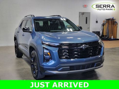 Certified 2025 Chevrolet Equinox LT w/ Safety and Technology Package image 4