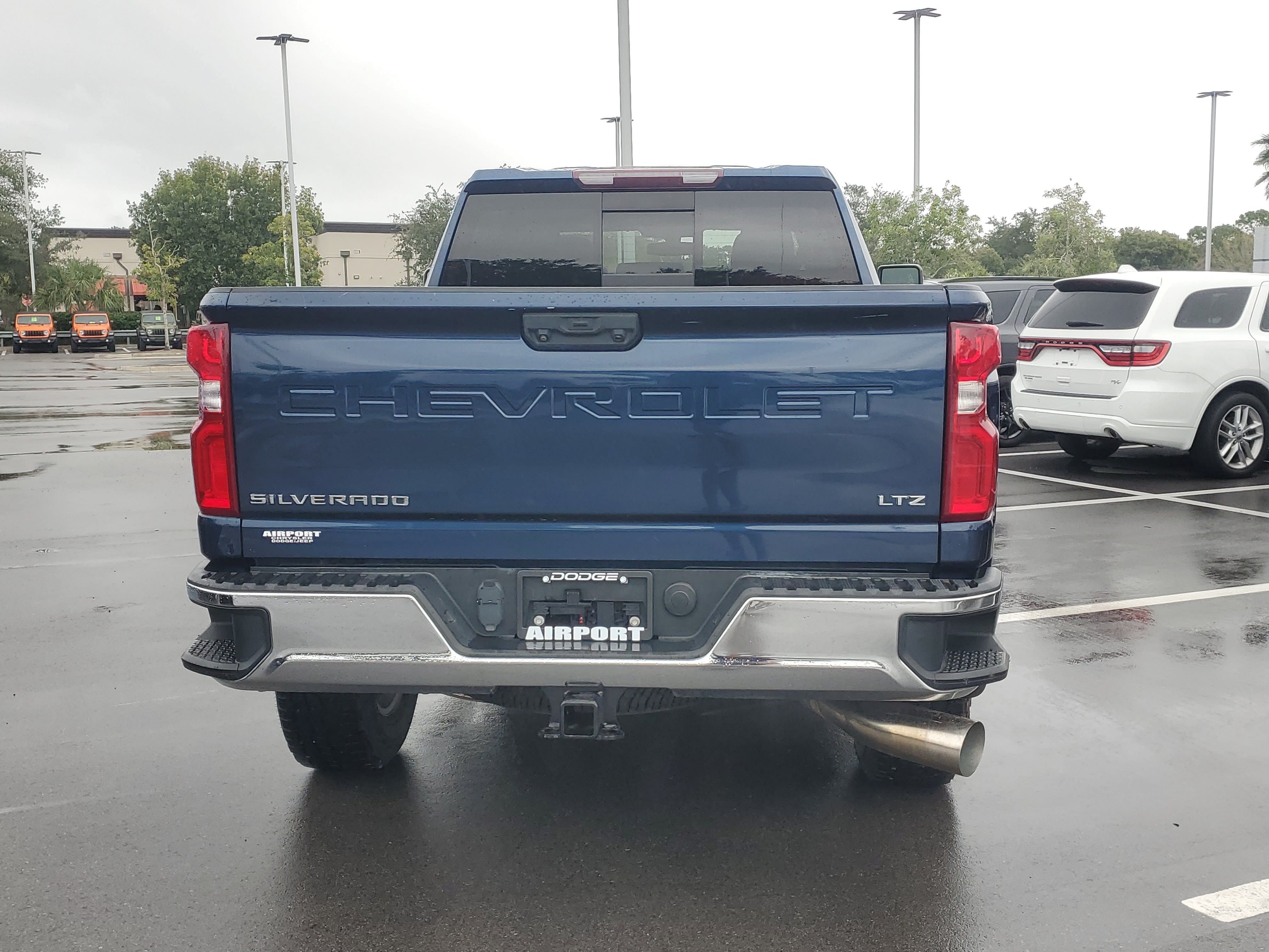 Used 2021 Chevrolet Silverado 2500 LTZ w/ LTZ Convenience Package AWD/4WD image 7