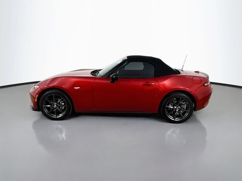 Used 2016 MAZDA MX-5 Miata Club RWD image 4