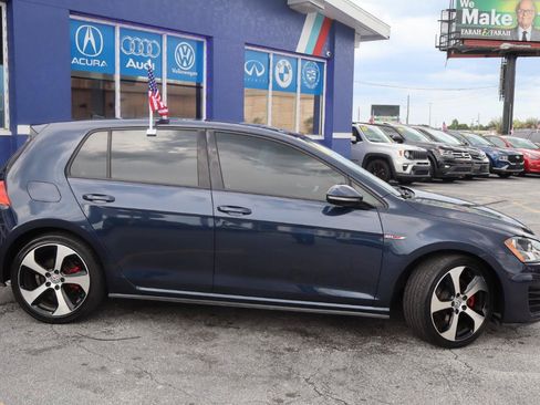 Used 2016 Volkswagen GTI SE FWD image 4