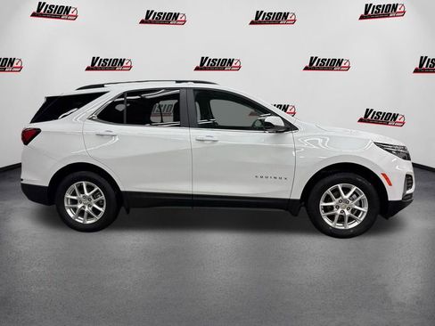 Used 2024 Chevrolet Equinox LT image 4