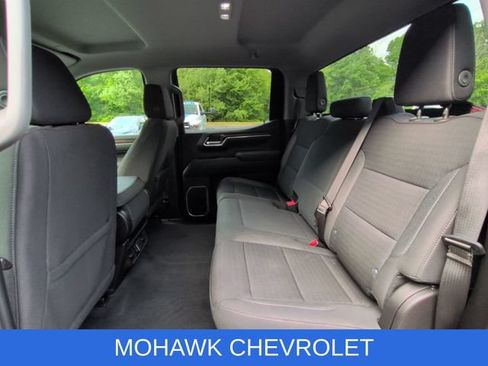 Used 2025 Chevrolet Silverado 1500 LT AWD/4WD image 25