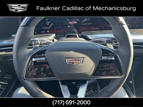 Certified 2025 Cadillac Escalade ESV V image 24