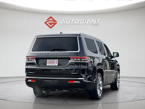 Used 2022 Jeep Grand Wagoneer Series II w/ Flexible Seating Group image 31