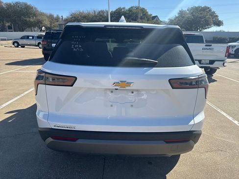 Used 2025 Chevrolet Equinox LT image 6