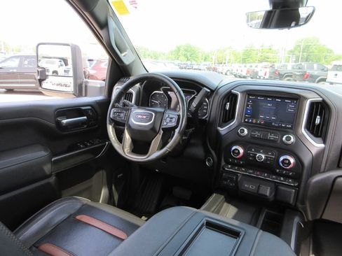 Certified 2022 GMC Sierra 2500 AT4 w/ AT4 Premium Plus Package AWD/4WD image 31