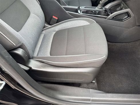 Used 2023 Chevrolet TrailBlazer LS image 27