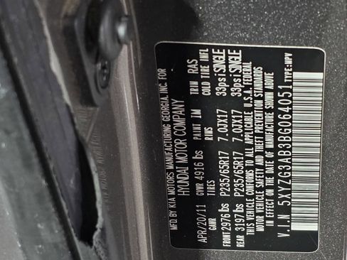 Used 2011 Hyundai Santa Fe GLS image 21