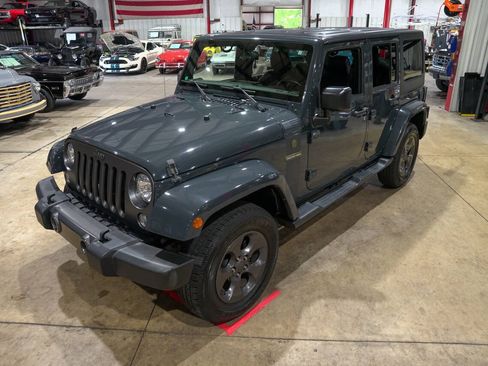 Used 2017 Jeep Wrangler Unlimited Sport AWD/4WD image 31