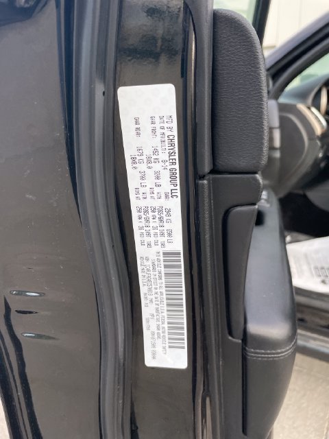 Used 2014 Jeep Grand Cherokee Laredo w/ 18" Wheel & 8.4" Radio Group AWD/4WD image 19