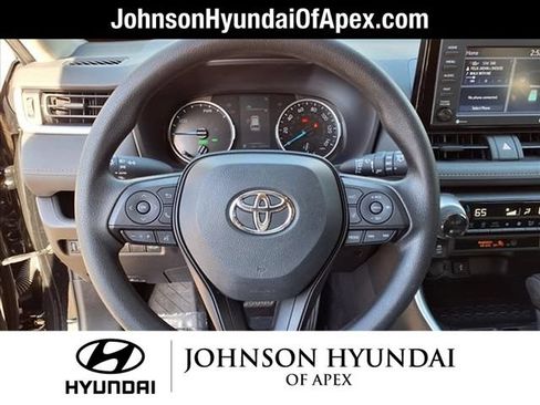 Used 2022 Toyota RAV4 XLE w/ Convenience Package AWD/4WD image 15
