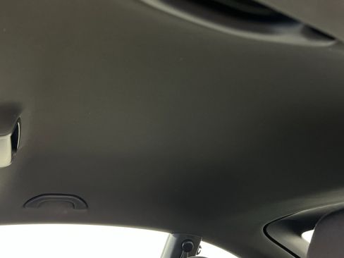 Used 2019 Volkswagen Beetle 2.0T S image 24