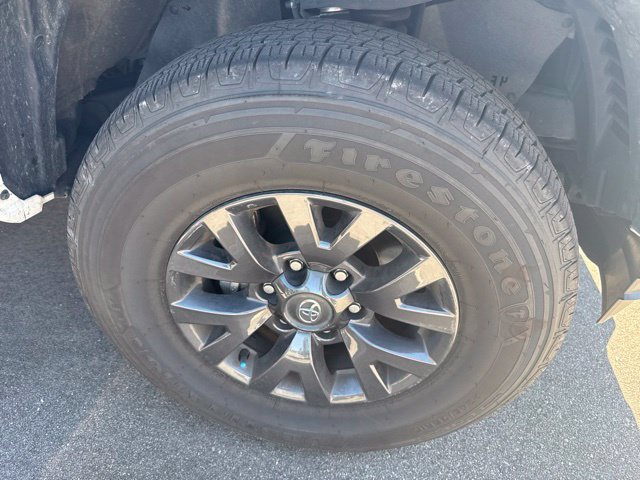 Used 2023 Toyota Tacoma SR5 w/ Technology Package AWD/4WD image 7