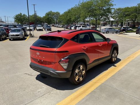 Certified 2024 Hyundai Kona SEL w/ Convenience Package AWD/4WD image 3