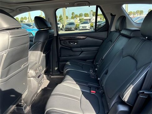 Used 2023 Honda Pilot Elite image 10