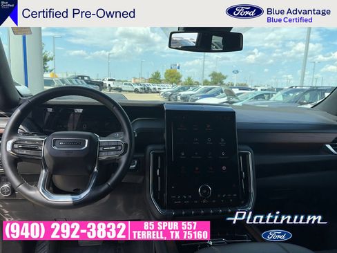 Used 2025 GMC Yukon Denali AWD/4WD image 25