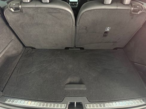 Used 2024 Volvo XC90 T8 Plus image 33