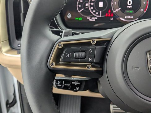 New 2026 Porsche Cayenne Turbo image 13