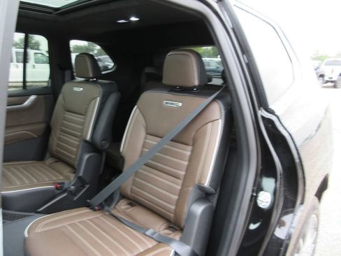 New 2027 GMC Acadia Denali Ultimate AWD/4WD image 10
