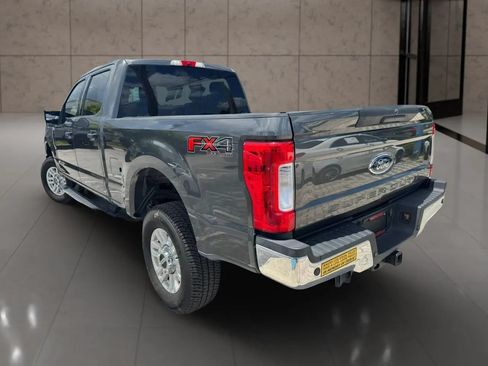 Used 2017 Ford F250 XLT w/ XLT Value Package AWD/4WD image 6