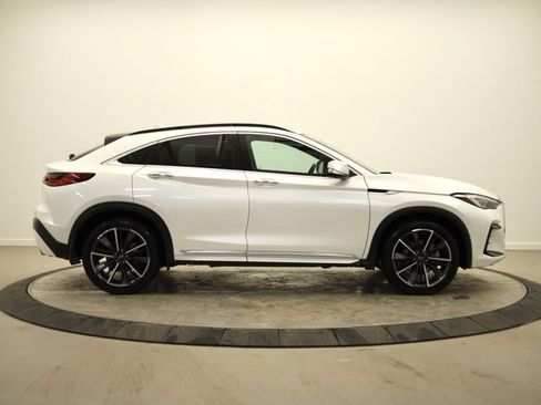 Used 2023 INFINITI QX55 Sensory w/ Lighting Package image 2