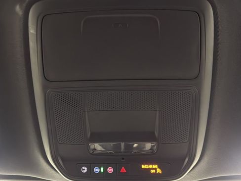 Used 2024 GMC Acadia Elevation AWD/4WD image 34