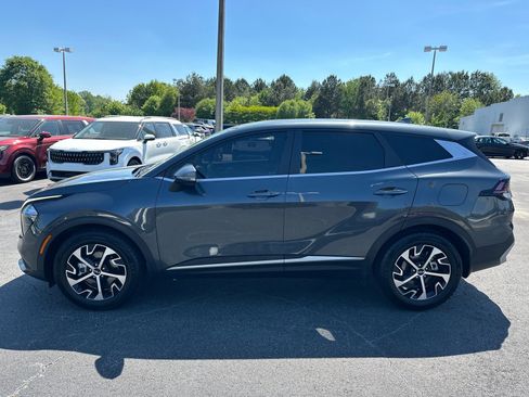 Certified 2023 Kia Sportage EX FWD image 5