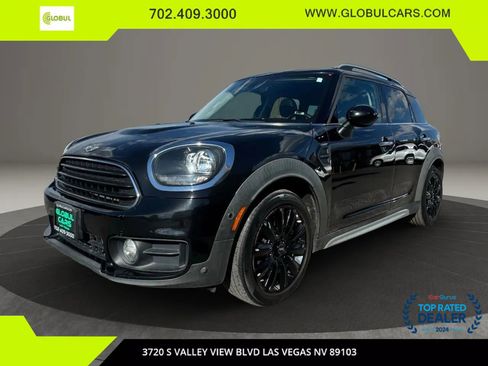 Used 2017 MINI Cooper Countryman image 1