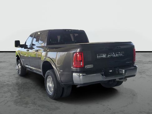 Used 2026 RAM 3500 Longhorn AWD/4WD image 3