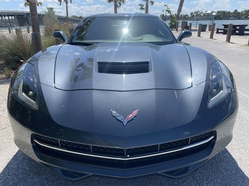Used 2019 Chevrolet Corvette Stingray Coupe w/ 1LT RWD image 4
