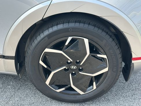 Used 2024 Hyundai Ioniq 5 Limited RWD image 18