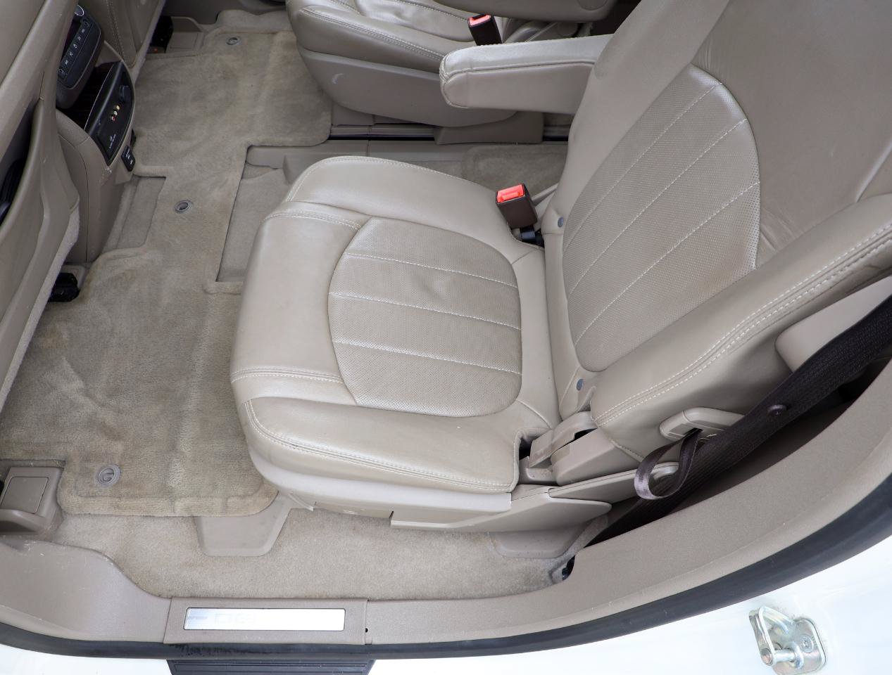Used 2015 GMC Acadia Denali FWD image 47