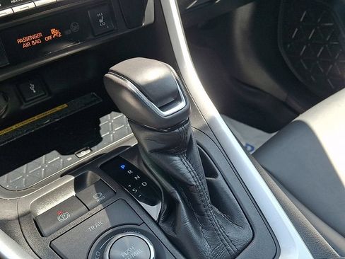 Used 2021 Toyota RAV4 XSE AWD/4WD image 17