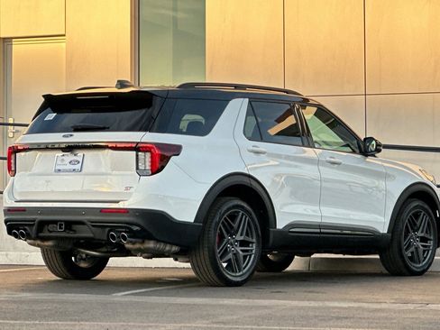 New 2026 Ford Explorer ST w/ Sun And Sound Package image 3