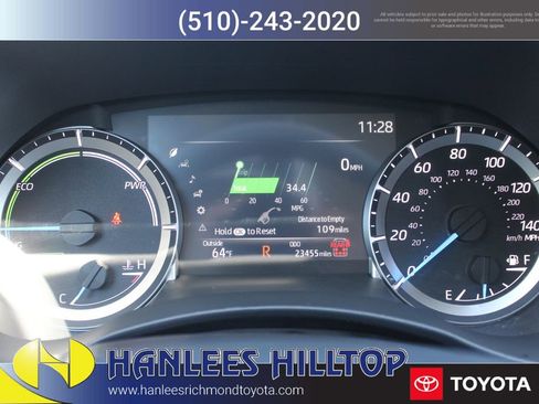 Certified 2025 Toyota Highlander XLE image 33
