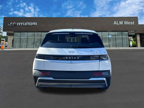 New 2026 Hyundai Ioniq 5 SEL image 6